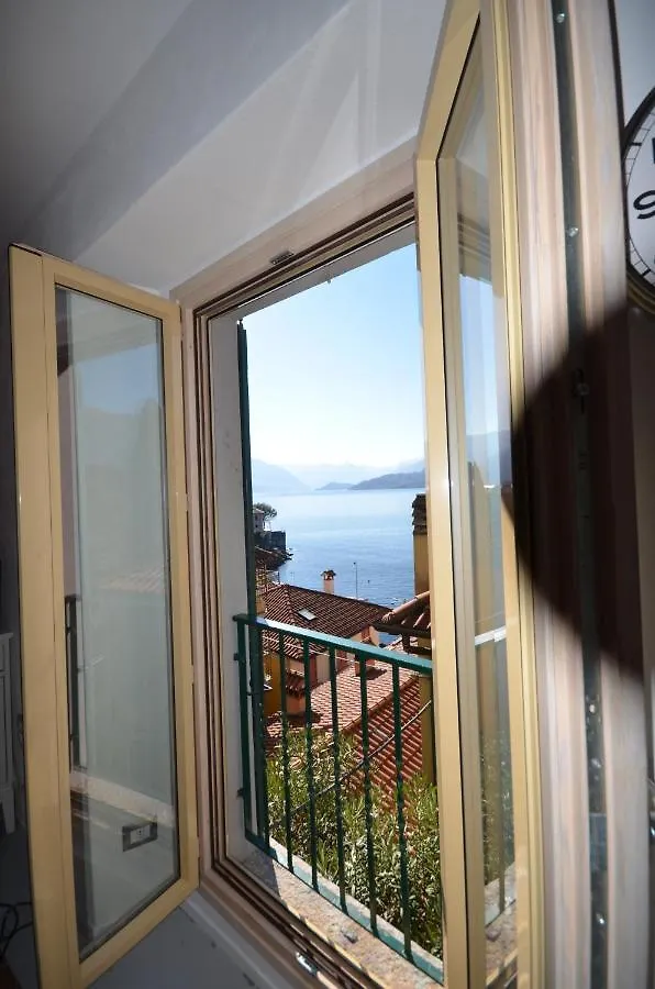 Varennahouse Lory Apt Italy